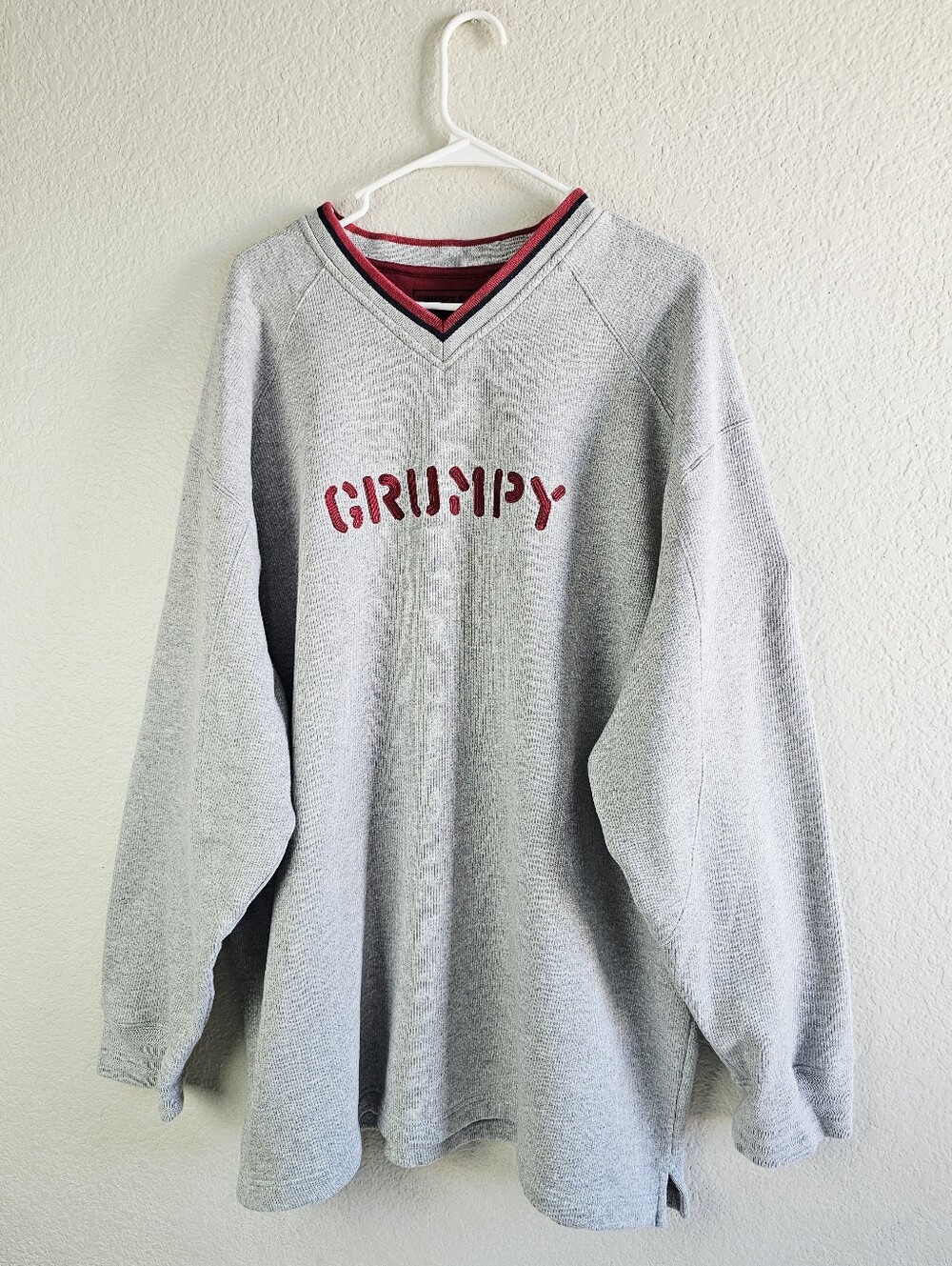 Vintage Disney Grumpy Grey V Neck Sweatshirt Size XXL